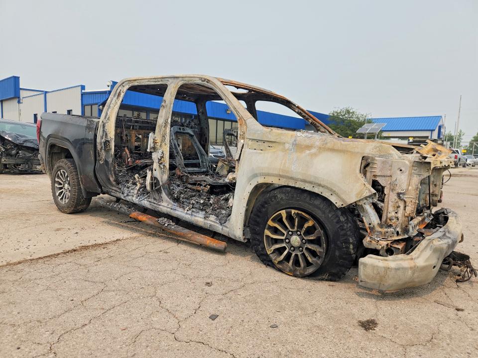 Продаж на аукціоні авто 2021 Gmc Sierra, vin: 1GTU9EET5MZ334727, номер лоту: 61506846
