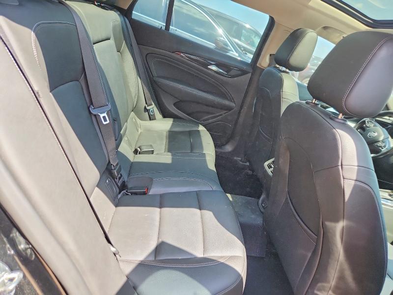 59383136 :رقم المزاد ، W04GV8SX6K1011939 vin ، 2019 Buick Regal Tourx مزاد بيع