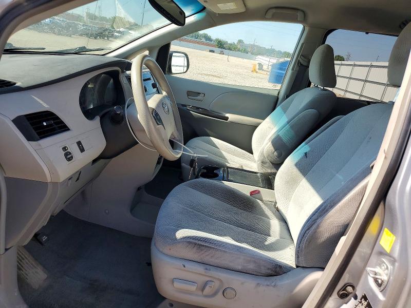 59289056 :رقم المزاد ، 5TDKK3DC3BS072593 vin ، 2011 Toyota Sienna مزاد بيع
