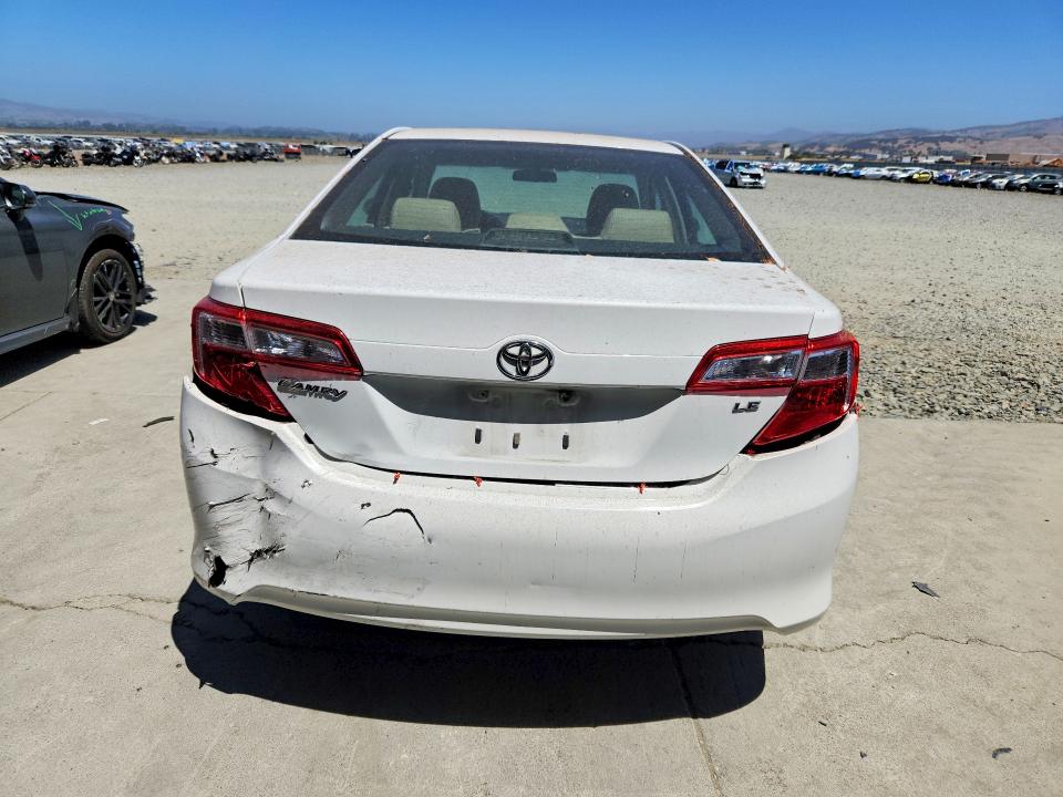 59916806 :رقم المزاد ، 4T1BF1FK5CU541396 vin ، 2012 Toyota Camry مزاد بيع
