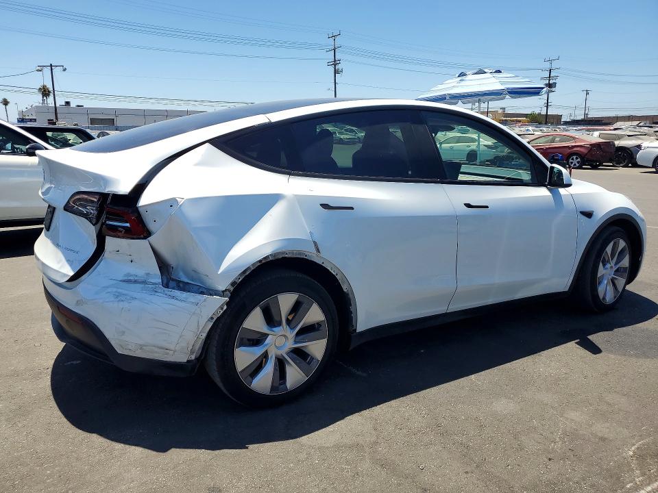 60033136 :رقم المزاد ، 7SAYGDEE8PF857899 vin ، 2023 Tesla Model Y مزاد بيع