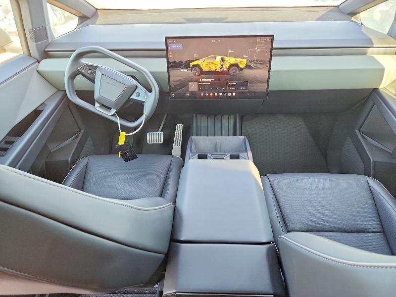 60821896 :رقم المزاد ، 7G2CEHED4RA039711 vin ، 2024 Tesla Cybertruck مزاد بيع