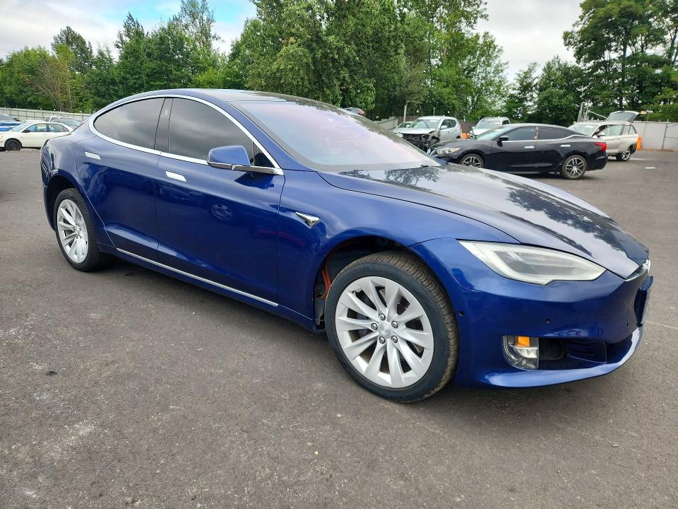 Продаж на аукціоні авто 2018 Tesla Model S, vin: 5YJSA1E20JF245227, номер лоту: 60405126