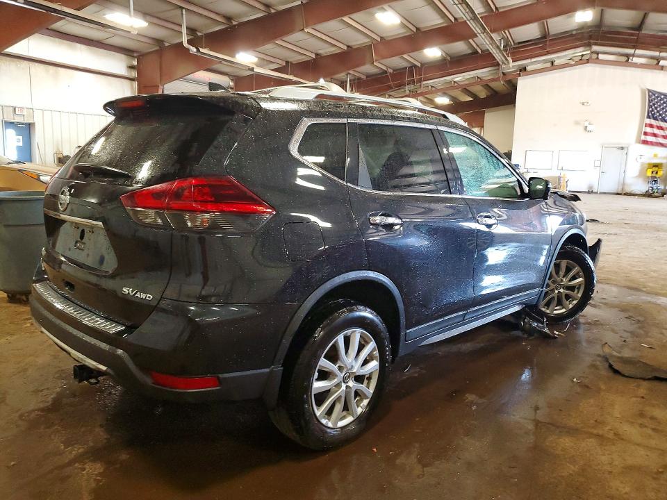 62084716 :رقم المزاد ، 5N1AT2MV8JC717299 vin ، 2018 Nissan Rogue مزاد بيع