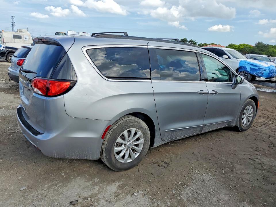 Aukcja sprzedaży 2017 Chrysler Pacifica, vin: 2C4RC1BG5HR747271, numer aukcji: 62583406