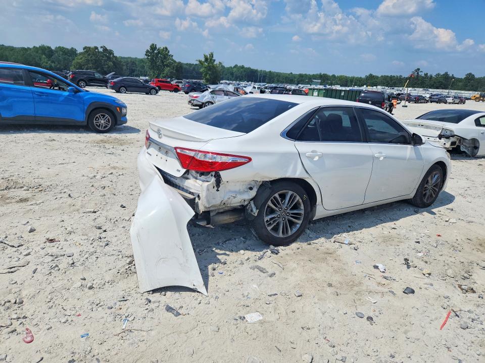2015 Toyota Camry მანქანა იყიდება აუქციონზე, vin: 4T1BF1FK7FU049442, აუქციონის ნომერი: 59691516