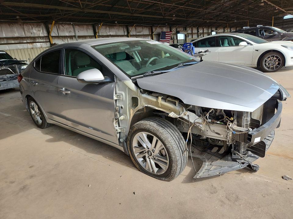 2020 Hyundai Elantra მანქანა იყიდება აუქციონზე, vin: 5NPD84LF0LH592878, აუქციონის ნომერი: 62083636