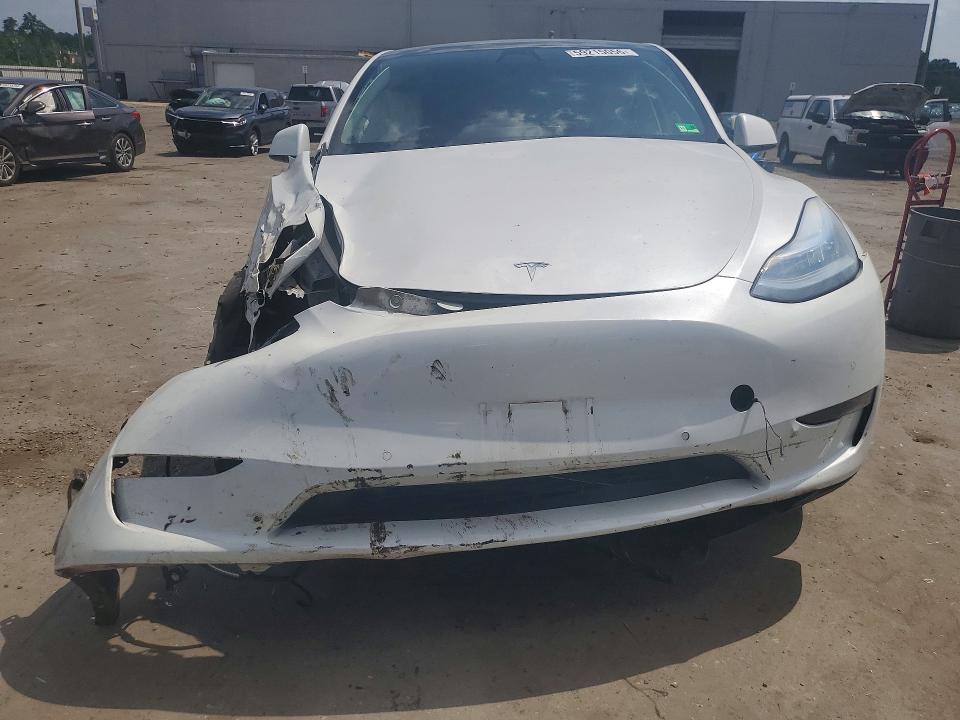 59215056 :رقم المزاد ، 5YJYGDEE8MF188848 vin ، 2021 Tesla Model Y مزاد بيع