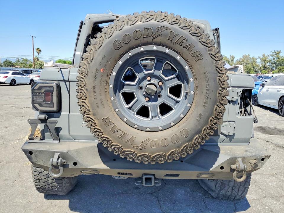 Продаж на аукціоні авто 2018 Jeep Wrangler Unlimited, vin: 1C4HJXEG1JW231700, номер лоту: 60228636