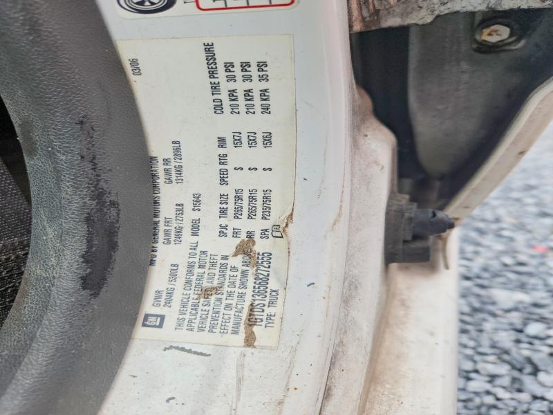 63123876 :رقم المزاد ، 1GTDS136568272555 vin ، 2006 Gmc Canyon مزاد بيع