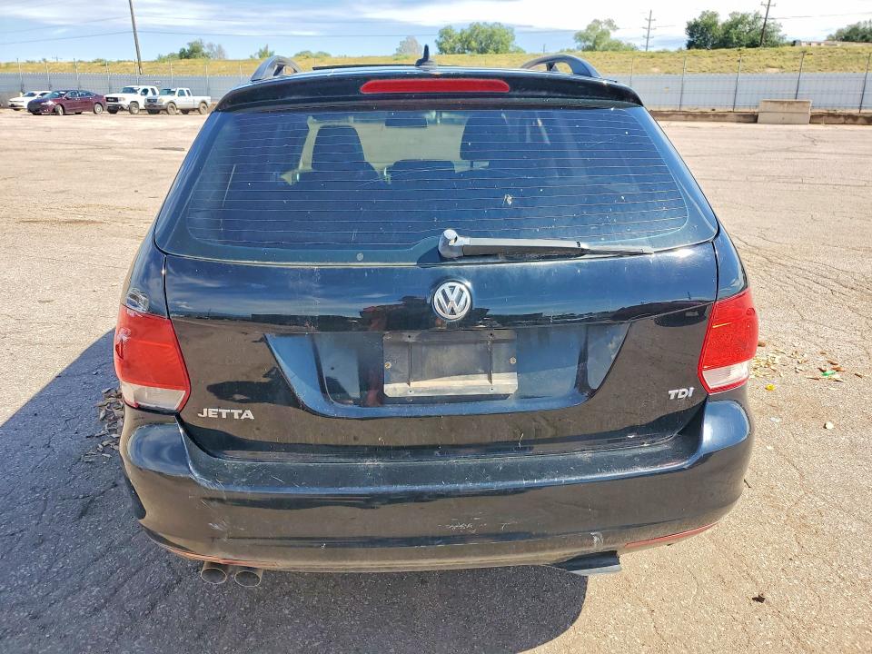62804446 :رقم المزاد ، 3VWML7AJ4CM659061 vin ، 2012 Volkswagen Jetta مزاد بيع