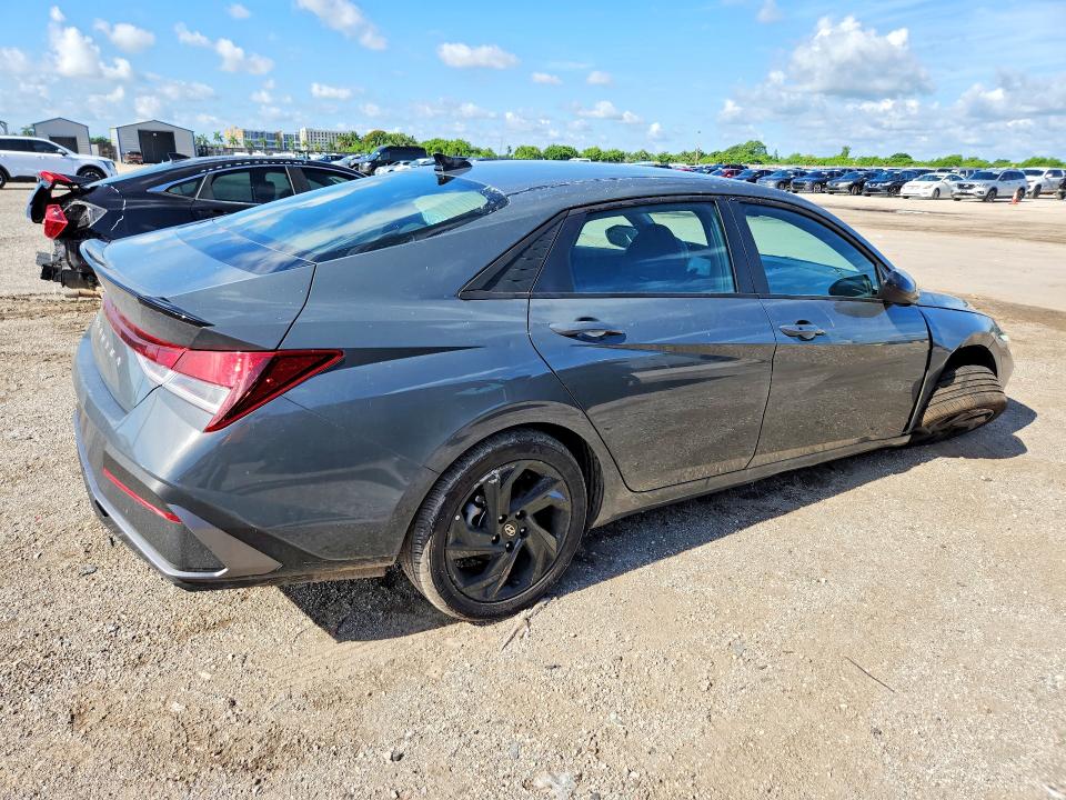 2026 Hyundai Elantra მანქანა იყიდება აუქციონზე, vin: KMHLM4DG7TU177587, აუქციონის ნომერი: 63054076