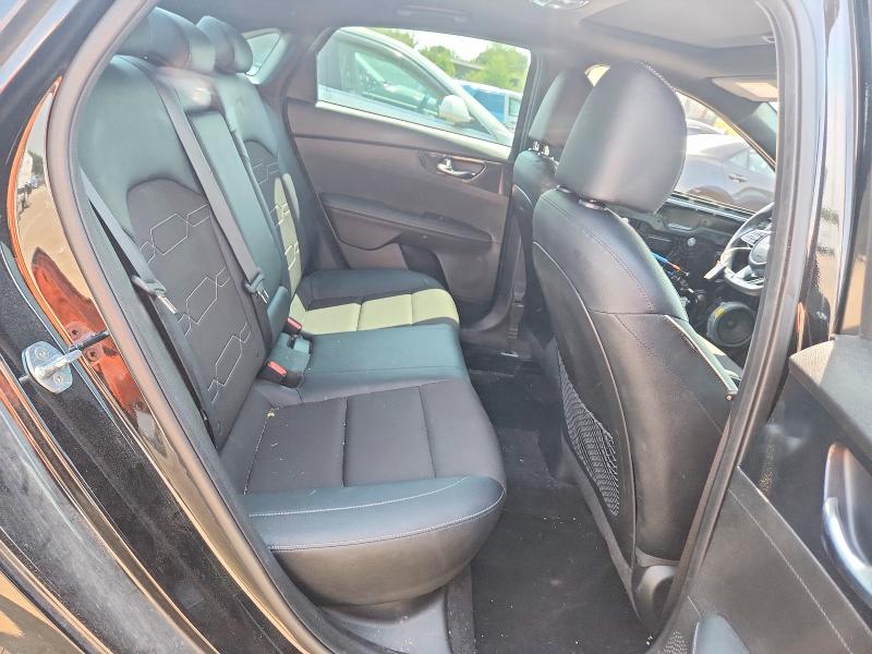 60418806 :رقم المزاد ، 3KPF54ADXPE557553 vin ، 2023 Kia Forte مزاد بيع