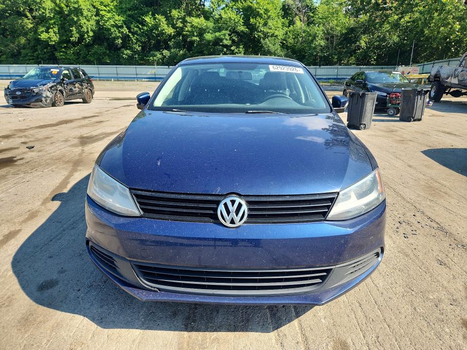 2014 Volkswagen Jetta მანქანა იყიდება აუქციონზე, vin: 3VWD17AJ0EM418915, აუქციონის ნომერი: 62923926