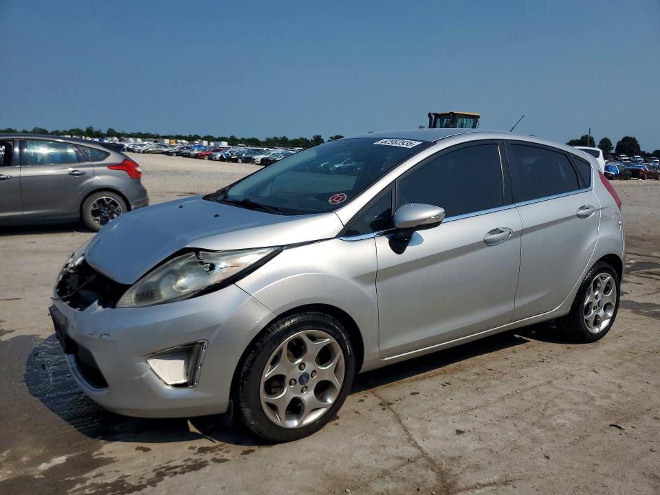 62963936 :رقم المزاد ، 3FADP4FJXBM211393 vin ، 2011 Ford Fiesta مزاد بيع