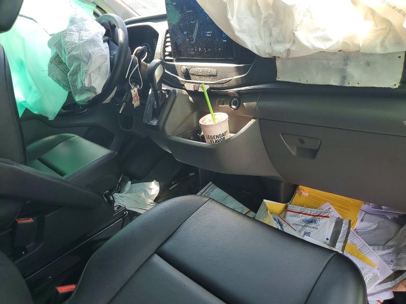 59376206 :رقم المزاد ، 1FTYE1Y81SKA67511 vin ، 2015 Ford Transit مزاد بيع