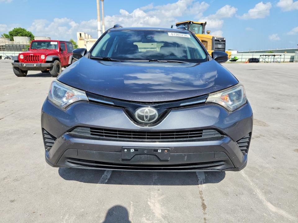 Продаж на аукціоні авто 2018 Toyota Rav4, vin: JTMZFREV7JJ204787, номер лоту: 61365236