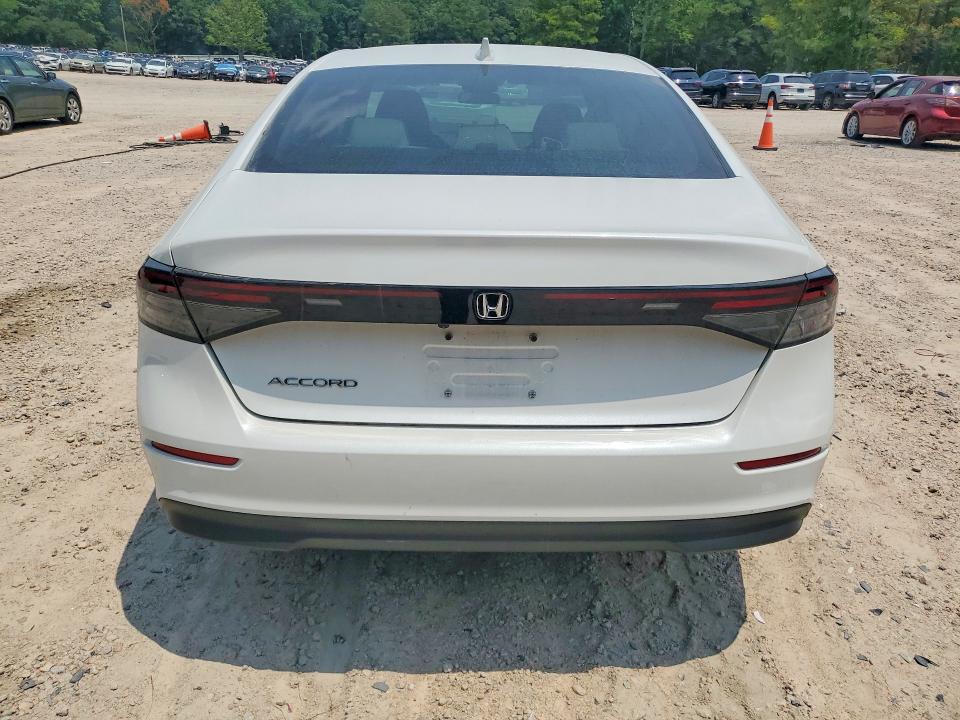 2024 Honda Accord მანქანა იყიდება აუქციონზე, vin: 1HGCY1F39RA060879, აუქციონის ნომერი: 61116526