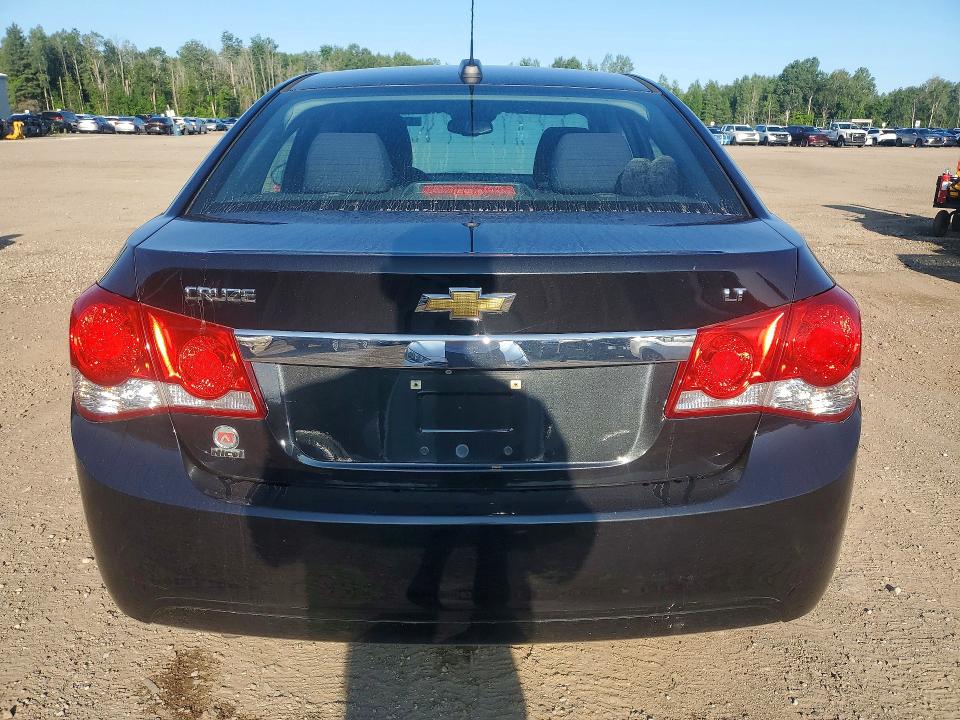 62073016 :رقم المزاد ، 1G1PC5SB1F7221486 vin ، 2015 Chevrolet Cruze مزاد بيع