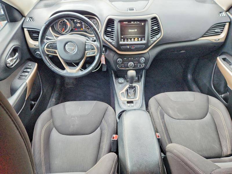 59792936 :رقم المزاد ، 1C4PJMCSXHW663956 vin ، 2017 Jeep Cherokee مزاد بيع