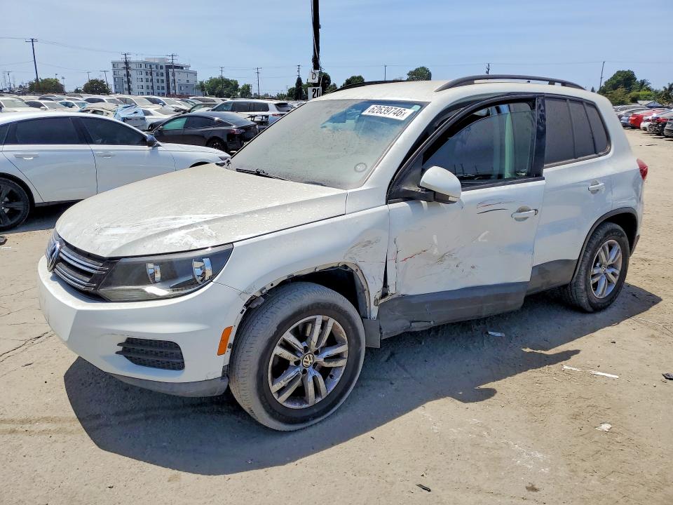 Продажа на аукционе авто 2015 Volkswagen Tiguan, vin: WVGAV7AX4FW614495, номер лота: 62639746