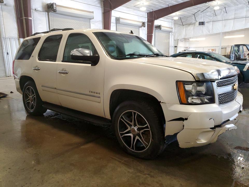 59852746 :رقم المزاد ، 1GNSKCE08CR245858 vin ، 2012 Chevrolet Tahoe مزاد بيع