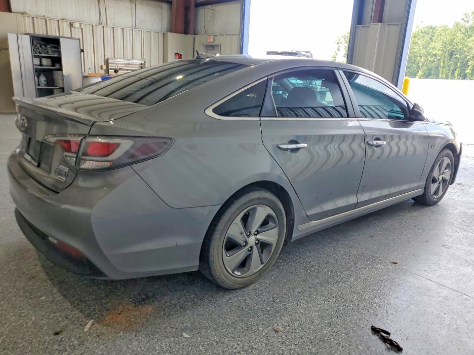 2017 Hyundai Sonata Plug-in Hybrid მანქანა იყიდება აუქციონზე, vin: KMHE54L28HA059763, აუქციონის ნომერი: 60127396