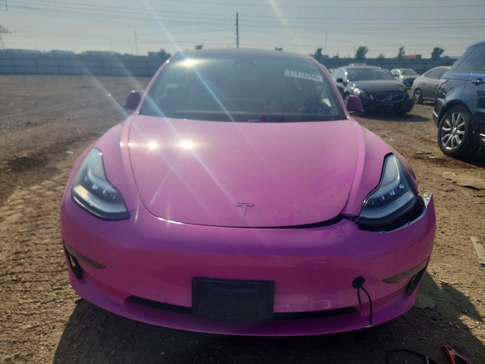 61878266 :رقم المزاد ، 5YJ3E1EB4LF712550 vin ، 2020 Tesla Model 3 مزاد بيع