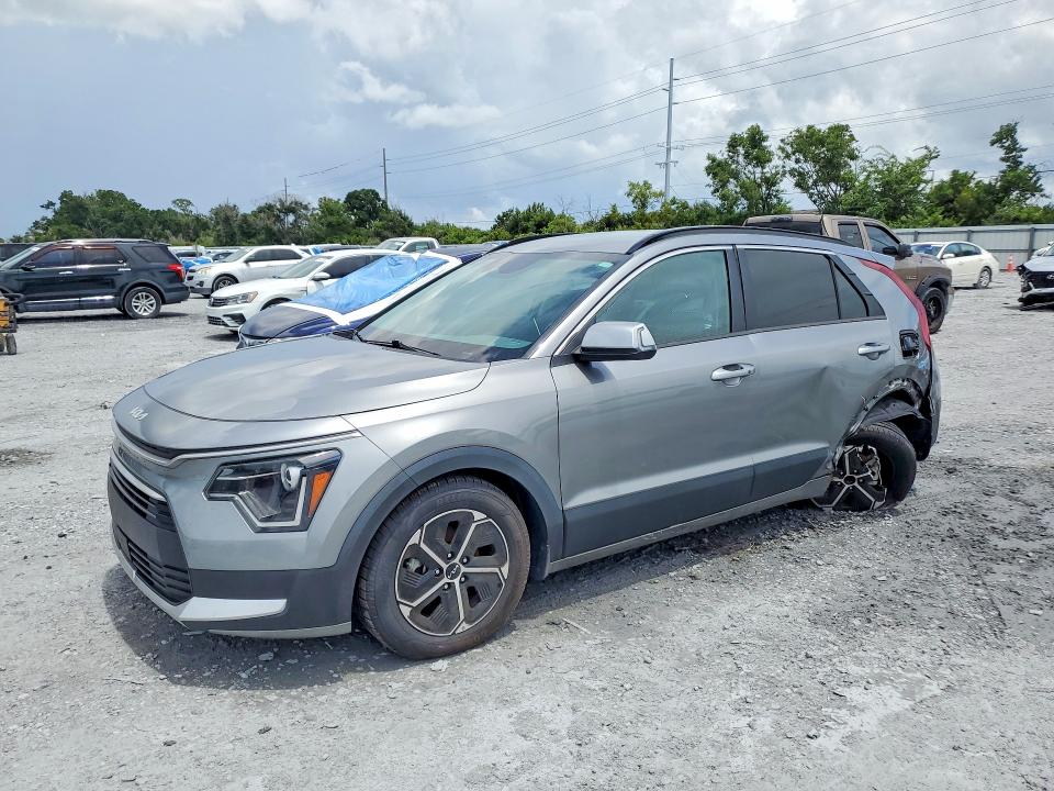 Auction sale of the 2024 Kia Niro, vin: KNDCR3LE7R5179164, lot number: 61559706
