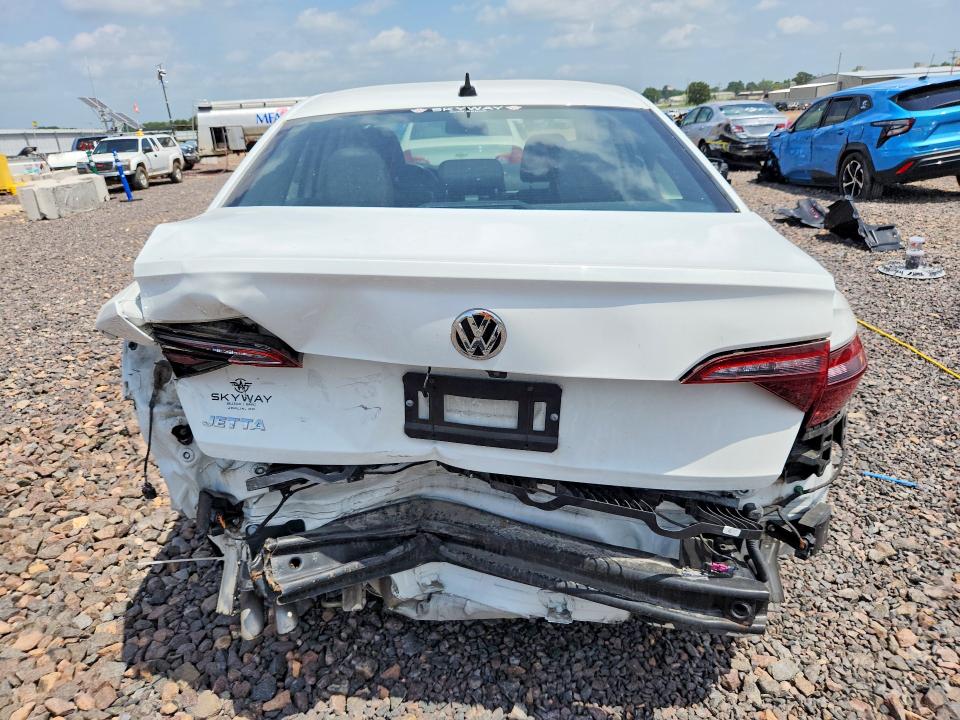 61770646 :رقم المزاد ، 3VWC57BU8MM078260 vin ، 2021 Volkswagen Jetta مزاد بيع