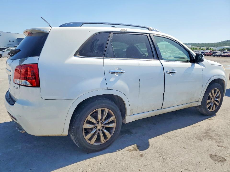 62921746 :رقم المزاد ، 5XYKW4A2XDG384545 vin ، 2013 Kia Sorento مزاد بيع