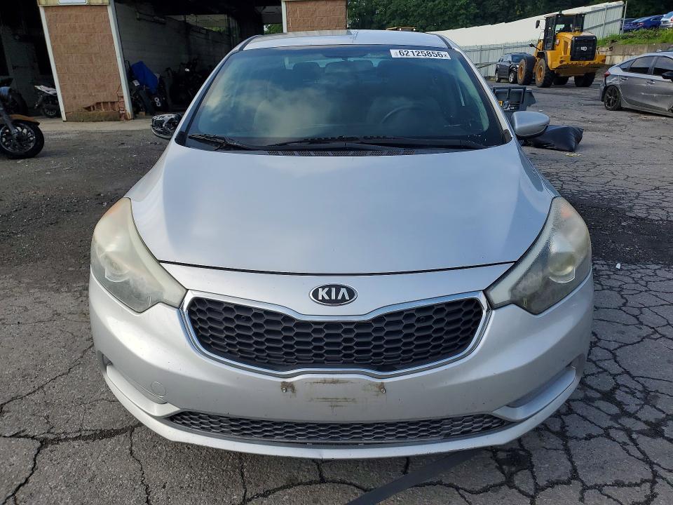 Продажа на аукционе авто 2015 Kia Forte, vin: KNAFK4A6XF5383050, номер лота: 62125856
