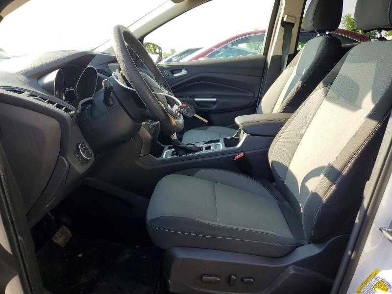 61301036 :رقم المزاد ، 1FMCU0GD9HUD70602 vin ، 2017 Ford Escape مزاد بيع