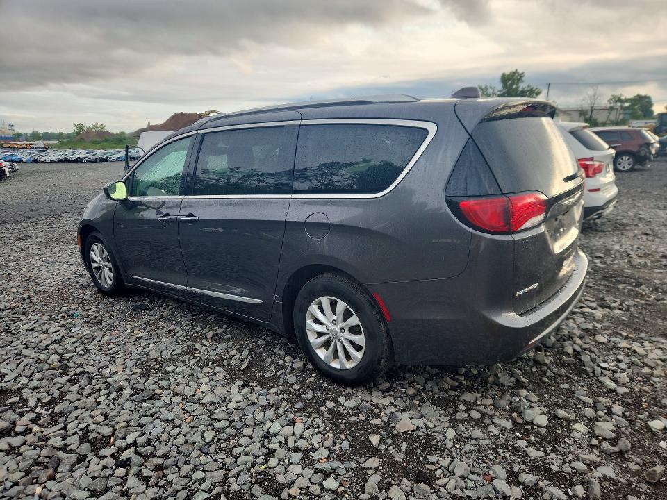62790846 :رقم المزاد ، 2C4RC1BG2KR550310 vin ، 2019 Chrysler Pacifica مزاد بيع