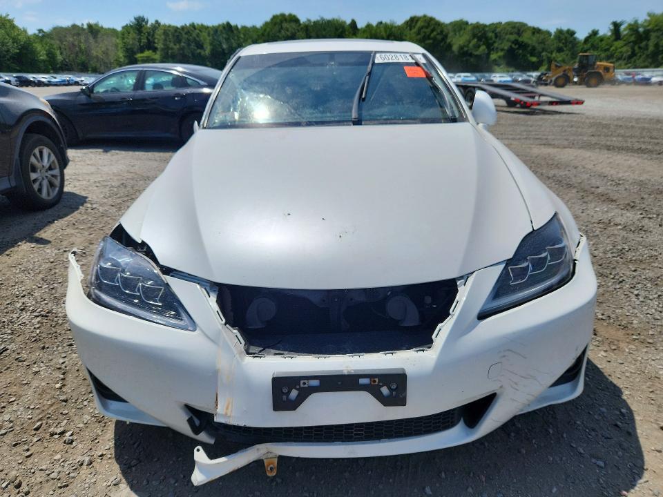 60281816 :رقم المزاد ، JTHCF5C24D5063051 vin ، 2013 Lexus Is مزاد بيع