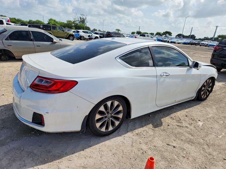 61221336 :رقم المزاد ، 1HGCT1B8XEA008381 vin ، 2014 Honda Accord مزاد بيع