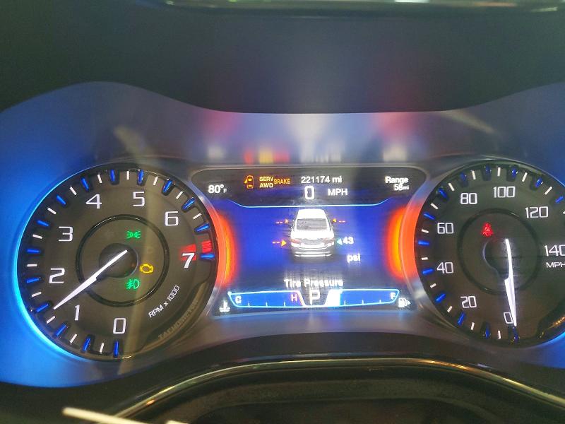 60630006 :رقم المزاد ، 1C3CCCDG4FN624140 vin ، 2015 Chrysler 200 مزاد بيع