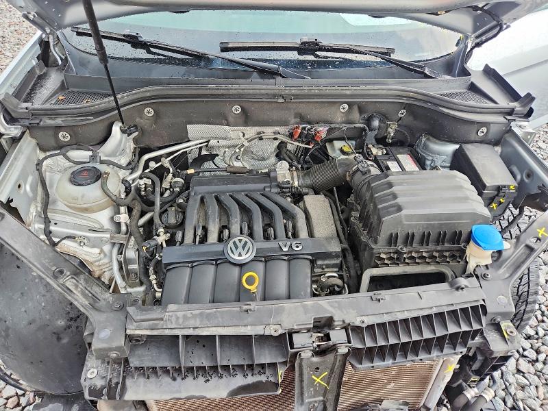 60163156 :رقم المزاد ، 1V2KR2CA7JC563785 vin ، 2018 Volkswagen Atlas مزاد بيع
