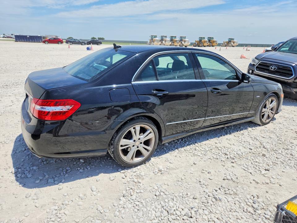 59188826 :رقم المزاد ، WDDHF5KB3CA567207 vin ، 2012 Mercedes-benz E مزاد بيع