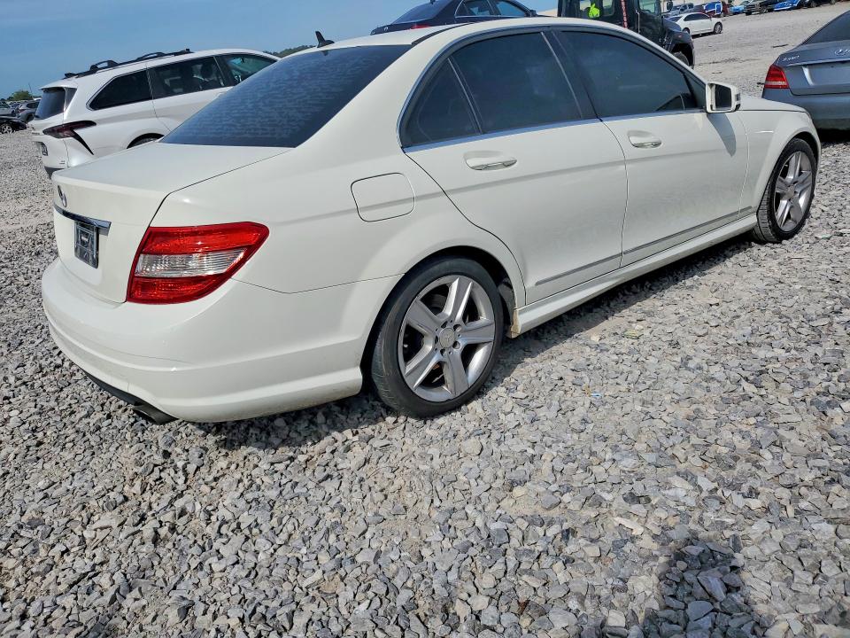 60670186 :رقم المزاد ، WDDGF5EBXBA509021 vin ، 2011 Mercedes-benz C مزاد بيع