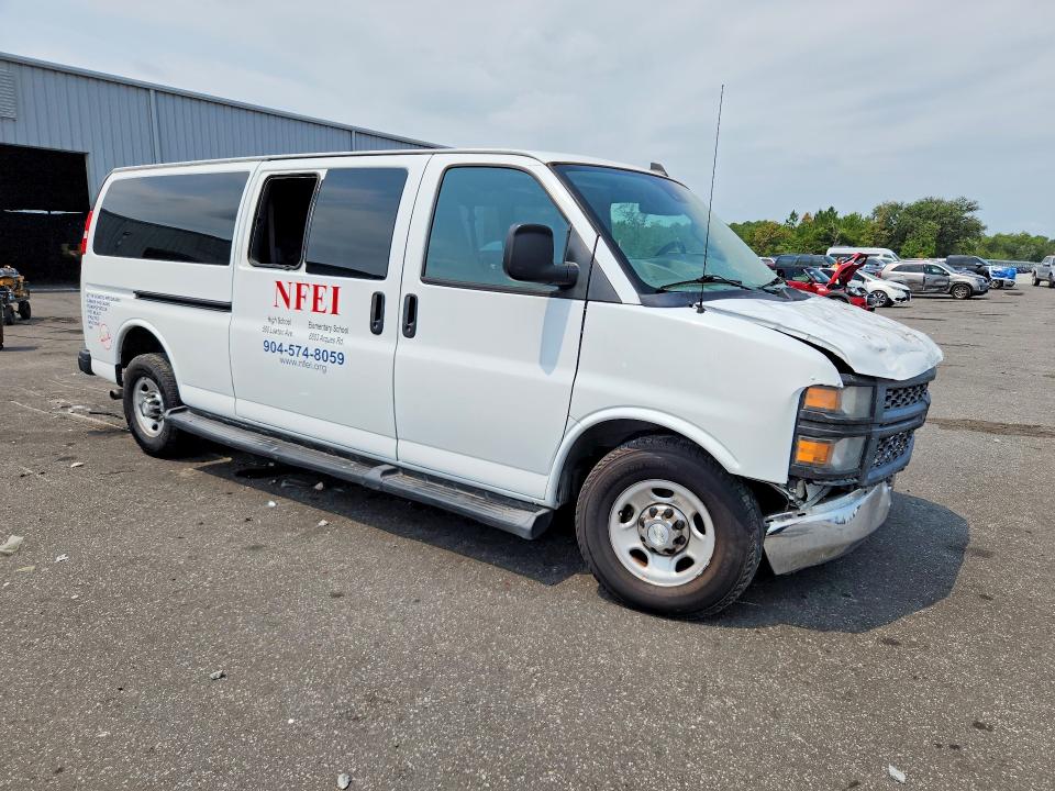 62994186 :رقم المزاد ، 1GAZGPFP1M1225004 vin ، 2021 Chevrolet Express G3500 مزاد بيع