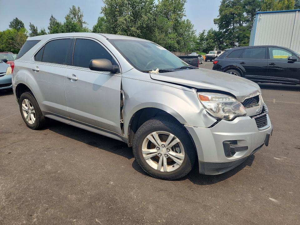 61988836 :رقم المزاد ، 1GNFLEEK5FZ142932 vin ، 2015 Chevrolet Equinox مزاد بيع