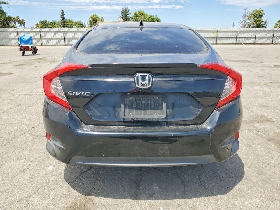 Продажа на аукционе авто 2016 Honda Civic, vin: 2HGFC1F38GH641803, номер лота: 61807856