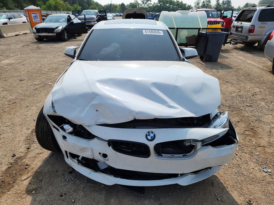 61486846 :رقم المزاد ، WBA3B9G54DNP39732 vin ، 2013 Bmw 335 مزاد بيع