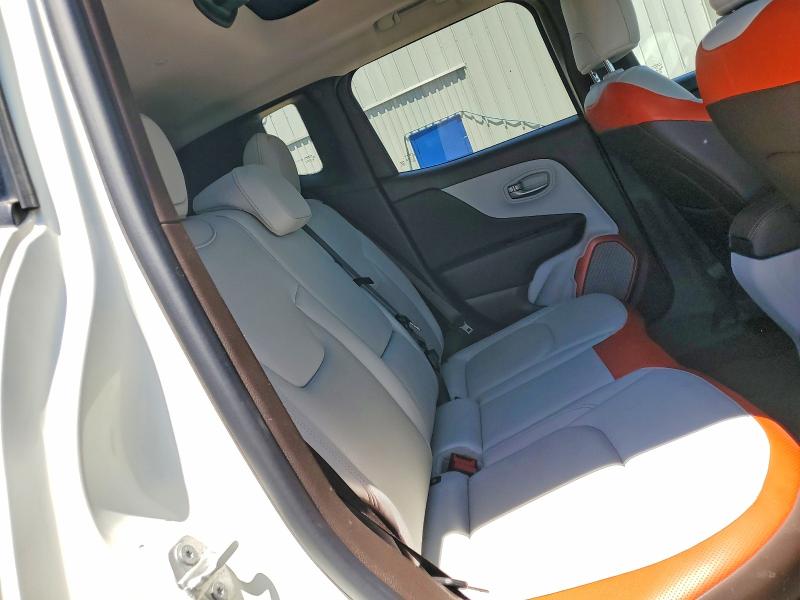 2016 Jeep Renegade მანქანა იყიდება აუქციონზე, vin: ZACCJBDT3GPD23523, აუქციონის ნომერი: 61015386