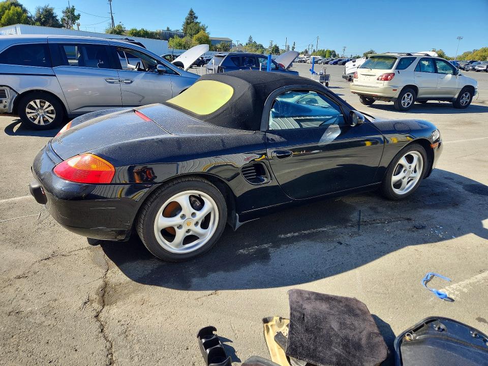 63000106 :رقم المزاد ، WP0CA2983YU622031 vin ، 2000 Porsche Boxster مزاد بيع