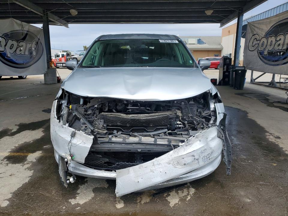 Продажа на аукционе авто 2023 Chrysler Voyager, vin: 2C4RC1CGXPR615605, номер лота: 60703516