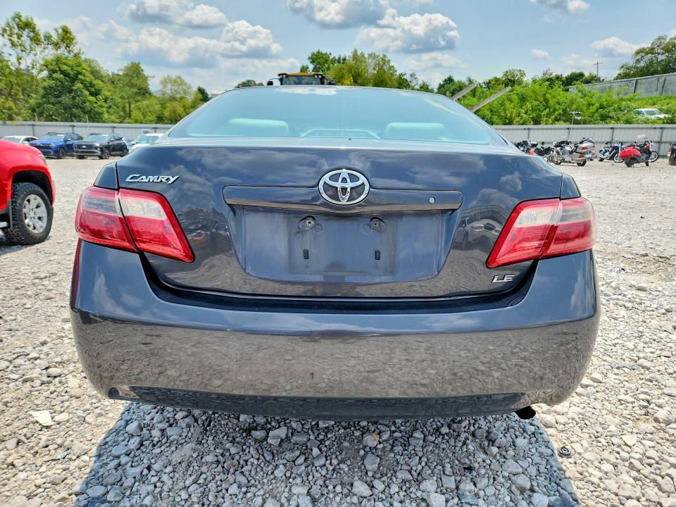 62906396 :رقم المزاد ، 4T1BE46K17U100732 vin ، 2007 Toyota Camry مزاد بيع