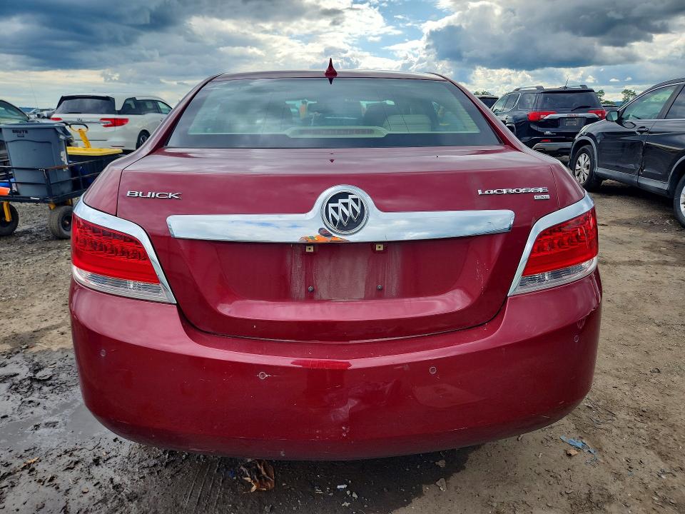 62055096 :رقم المزاد ، 1G4GC5EG1AF282667 vin ، 2010 Buick Lacrosse مزاد بيع