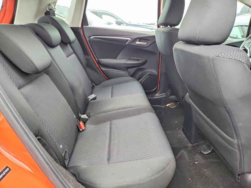 62832176 :رقم المزاد ، 3HGGK5H41LM718429 vin ، 2020 Honda Fit مزاد بيع